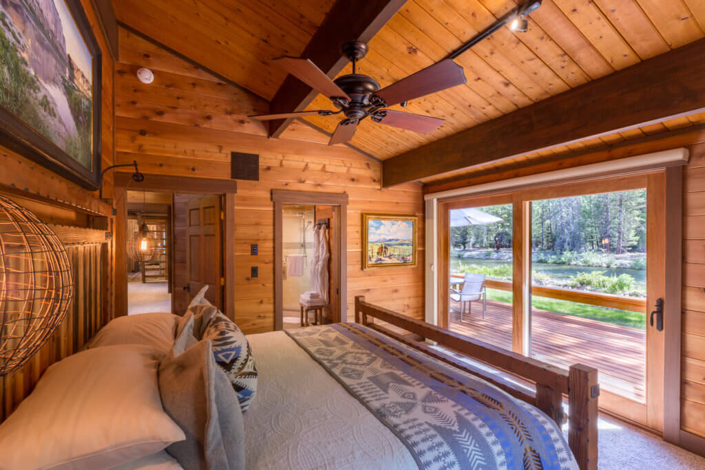 cabin bedroom